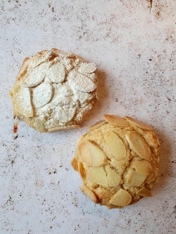 flourless-almond-biscuits-london-rise-and-shine-baking