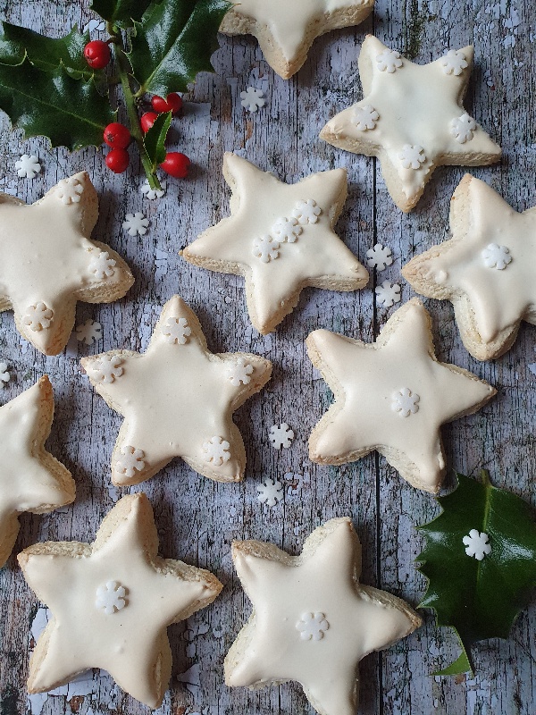 recipe-almond-star-biscuits-london-rise-and-shine
